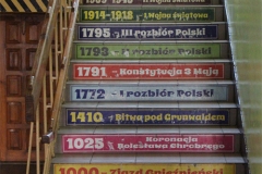 Schody w SP8 w Bełchatowie
