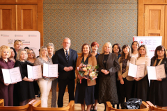 Gala wręczenia Krajowych Certyfikatów Szkoła i Przedszkole Promujące Zdrowie (35) (004)