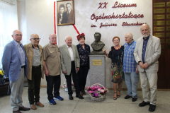 80lat1