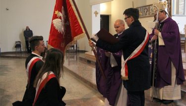 Sztandar dla Zespołu Szkół Katolickich w Łodzi