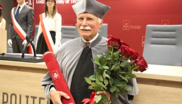prof. Jacek Moll