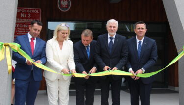 otwotwarcie zmodernizowanej szkoły
