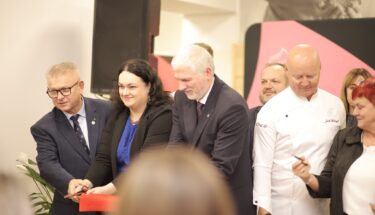 otwarcie branżowego centrum w wieluniu