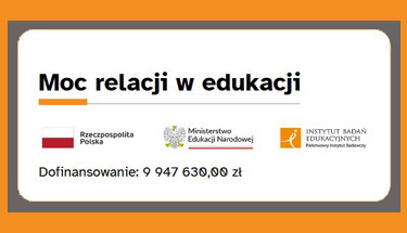 Grafika z napisem moc relacji w edukacj