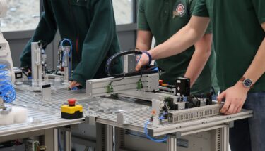 otwarcie bran zowego centrum umiejetnosci