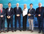 kompas jutra w pabianicach